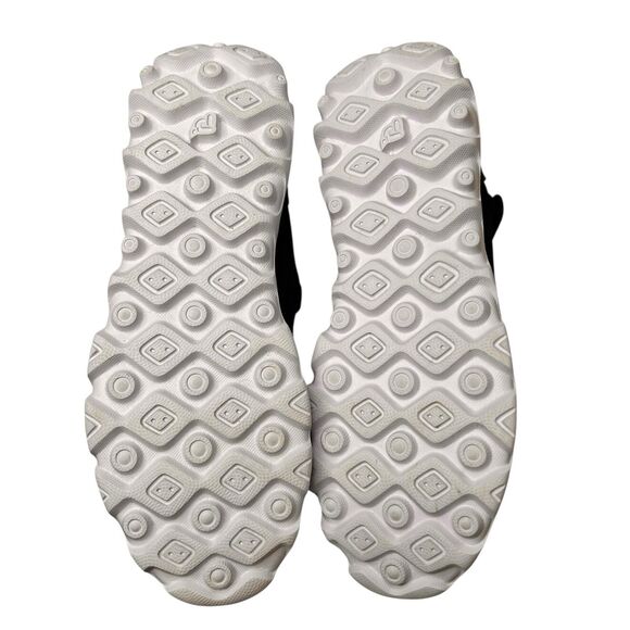 Propet Women's Mary Jane Walking Shoe Sneakers Black Fabric Size 8 Narrow - Picture 12 of 14